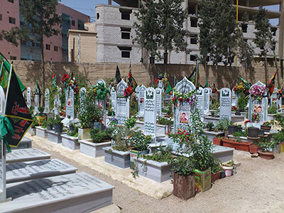 Los terroristas en Siria bombardean hasta los cementerios