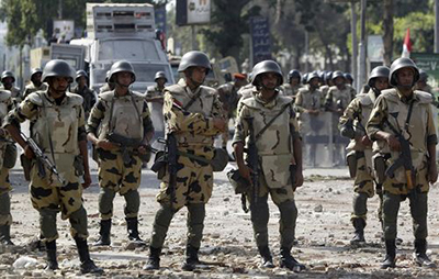 Gobierno egipcio ordena el desalojo de campamentos de protesta