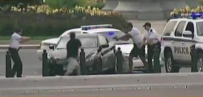 La policía mata a tiros a una mujer ante el Capitolio