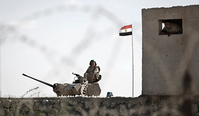 Atacan punto de control en ciudad egipcia y matan dos soldados