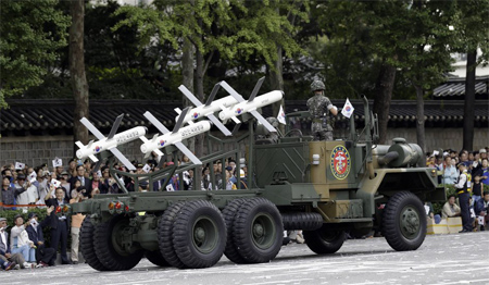 Seúl prueba con éxito misil israelí de alta precisión Spike