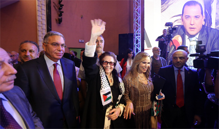 Homenaje a una luchadora contra el colonialismo