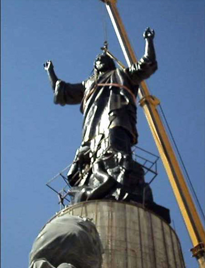 Siria: Levantan estatua de Jesucristo en Seidnaya