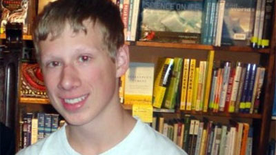 Karl Pierson adquirió legalmente su arma