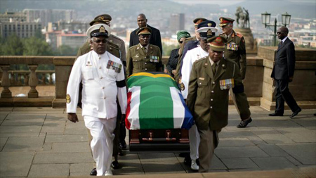 Comienza velatorio de Nelson Mandela en Pretoria