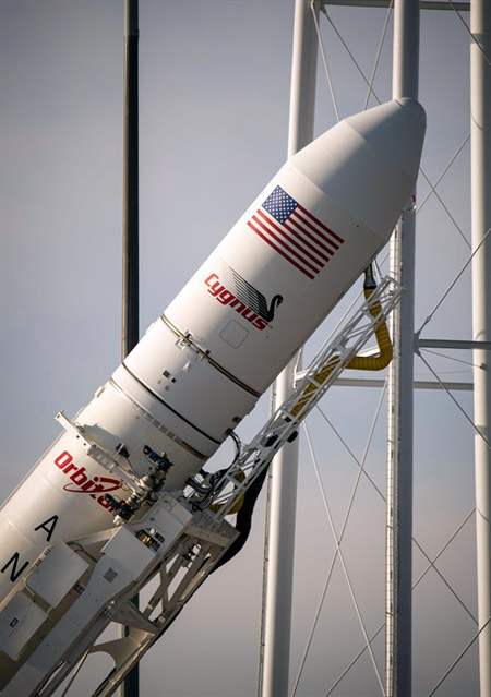 NASA: Aplazado el lanzamiento de Cygnus a la ISS