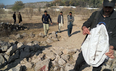 Un joven paquistaní dio su vida para salvar la de sus colegas
