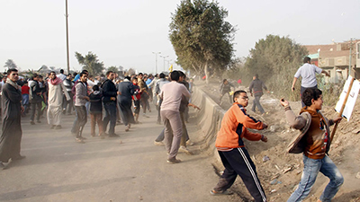Diez muertos en la primera jornada del referéndum en Egipto