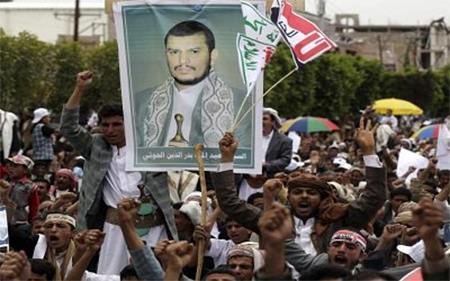 Combatientes huzíes avanzan en su ofensiva en la capital de Yemen