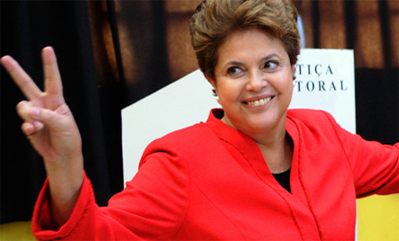 Rousseff consigue repetir su mandato tras una disputada campaña