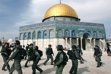 Hezbolá condena la difamación sionista a la gran mezquita de Al-Aqsa