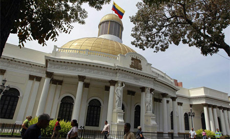 El Parlamento de Venezuela prioriza elección de nuevas autoridades