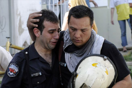 Al menos nueve muertos en grave incendio en Buenos Aires