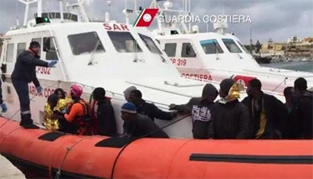 Cerca de 400 inmigrantes desaparecidos en el Mediterráneo