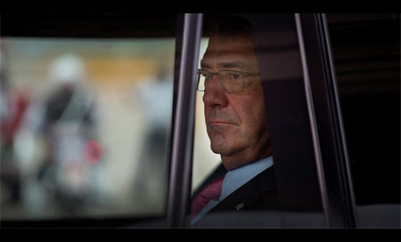 Ashton Carter usó su correo personal para asuntos de trabajo