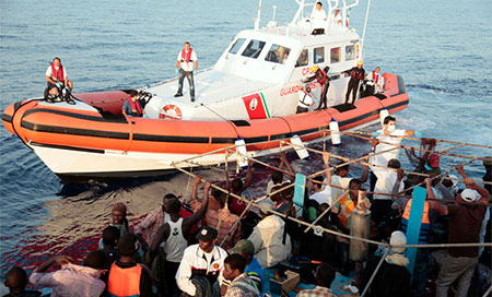 Más de 300 inmigrantes desaparecidos en el Canal de Sicilia