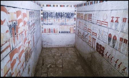 Descubren tumbas coloridas de dos sacerdotes egipcios de hace 4.200 años