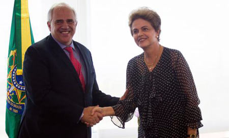 Unasur apoya a Rousseff frente a amenazas de destitución