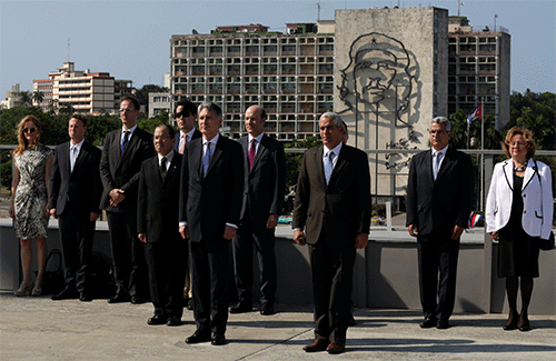 Histórica visita de Hammond a Cuba