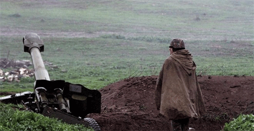 Armenios y azerbaiyanos acuerdan alto el fuego en Nagorno Karabaj