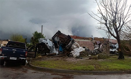 Uruguay: Un devastador tornado deja más de cuatro muertos