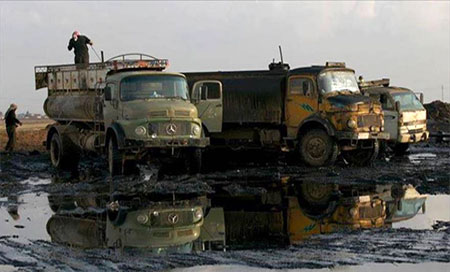 Rusia elimina más de 200 objetivos petroleros de Daesh