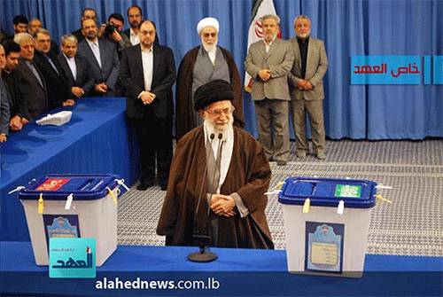 El líder supremo de Irán ha sido el primero en depositar su voto