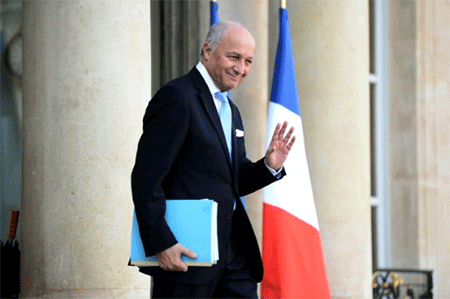 El ministro de Exteriores francés abandona el Gobierno