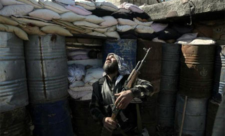 Terroristas abren fuego en Alepo después del inicio de tregua