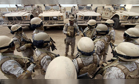 El Reino saudí anuncia su disposición a enviar tropas terrestres a Siria