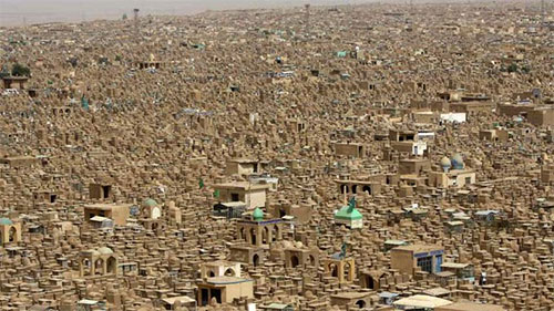 Impresionantes imágenes del cementerio más grande del mundo