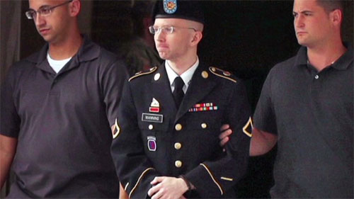 La militar que filtró los papeles de Wikileaks intenta suicidarse