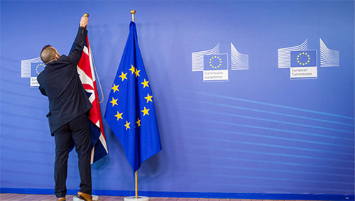 Los británicos deciden hoy su futuro y el de la UE