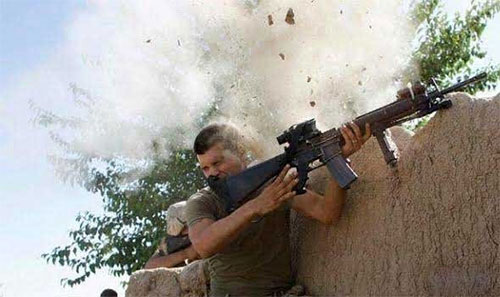 Grupos armados sirios leales a EEUU quieren controlar la frontera con Iraq