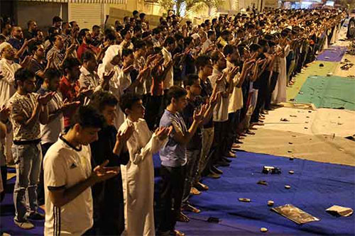 Continúan las protestas en apoyo del principal jeque de Bahréin