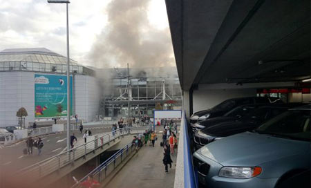 Bruselas: Numerosos muertos tras atentados en el aeropuerto
