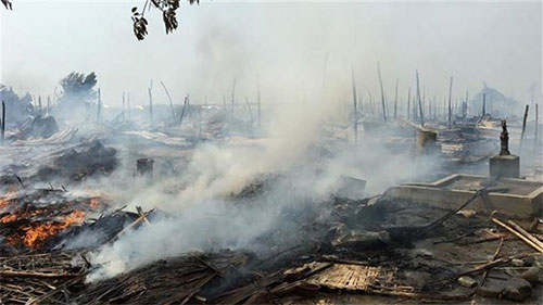 Birmania niega responsabilidad del Ejército en la quema de casas