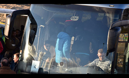 Francia evacua a los 1.500 menores que aún malvivían en Calais