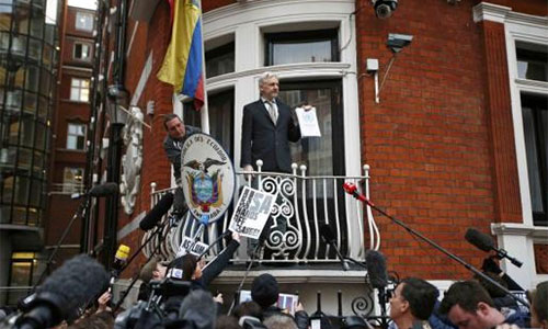 Assange será interrogado en Londres la próxima semana