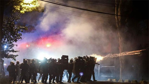 Enfrentamientos junto a la vivienda del presidente de Brasil