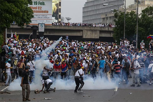 La oposición venezolana convoca a nuevas manifestaciones para este jueves