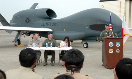 EEUU traslada cinco drones espías RQ-4 a una base aérea cerca de Tokio