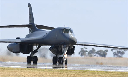 Llegan a Reino Unido tres bombarderos nucleares de EEUU