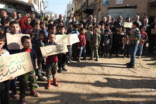 Dos localidades sirias asediadas por terroristas expresan solidaridad con Palestina