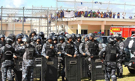 Mueren más de 60 personas por un motín en una cárcel de Brasil 