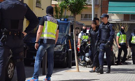 España: La Policía detiene a dos marroquíes vinculados a Daesh