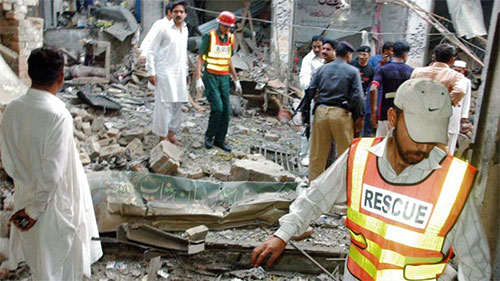 Atentado suicida contra un templo sufí en Pakistán