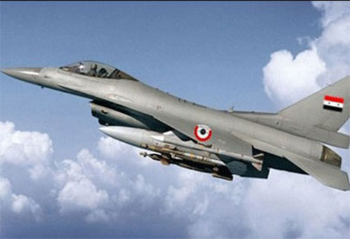 Un avión sirio alcanzado por un misil logra regresar a su base