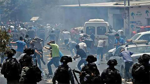 Dos mártires y casi 200 palestinos heridos en el día del “Viernes de Ira”