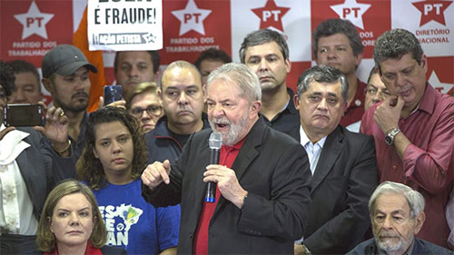 Lula mantiene su candidatura presidencial pese a ser condenado